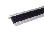 P6-Profil-antiderapant-pentru-trepte-Silver-Matt