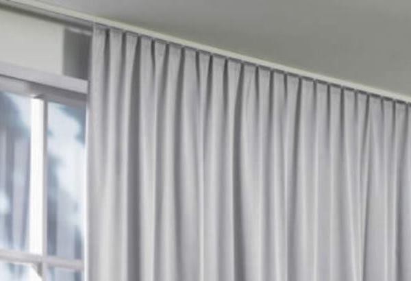 Sine din plastic pentru draperii