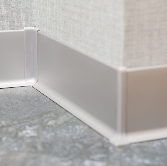 Unghiuri intern si extern la plinte de aluminiu